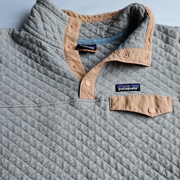 Patagonia Quilted Pullover in Gray and Tan M - Picture 2 of 8
